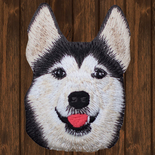 embroidered iron on sew on patch dog animal husky