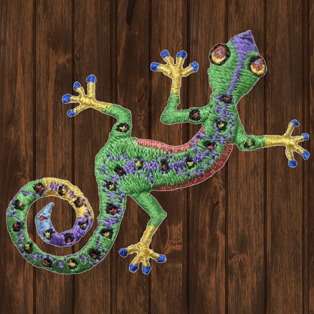 embroidered iron on sew on patch green gecko
