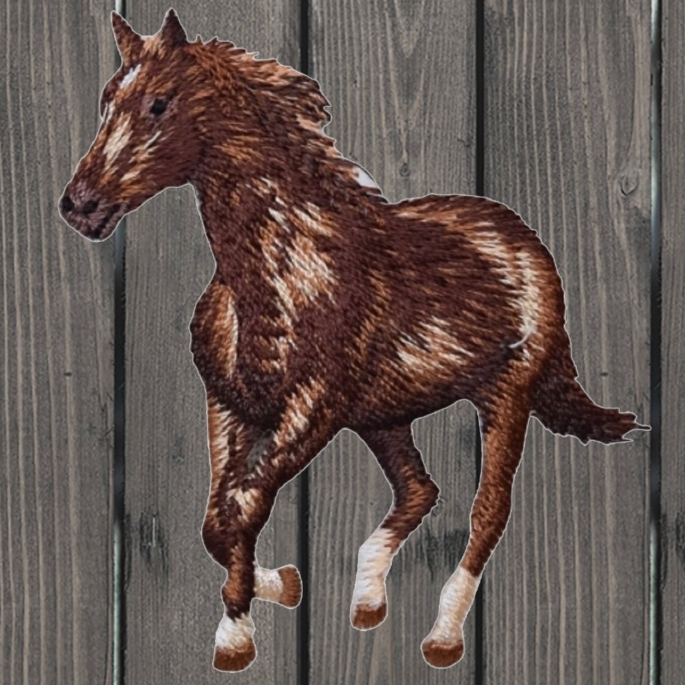 embroidered iron on sew on patch horse gallup left 2