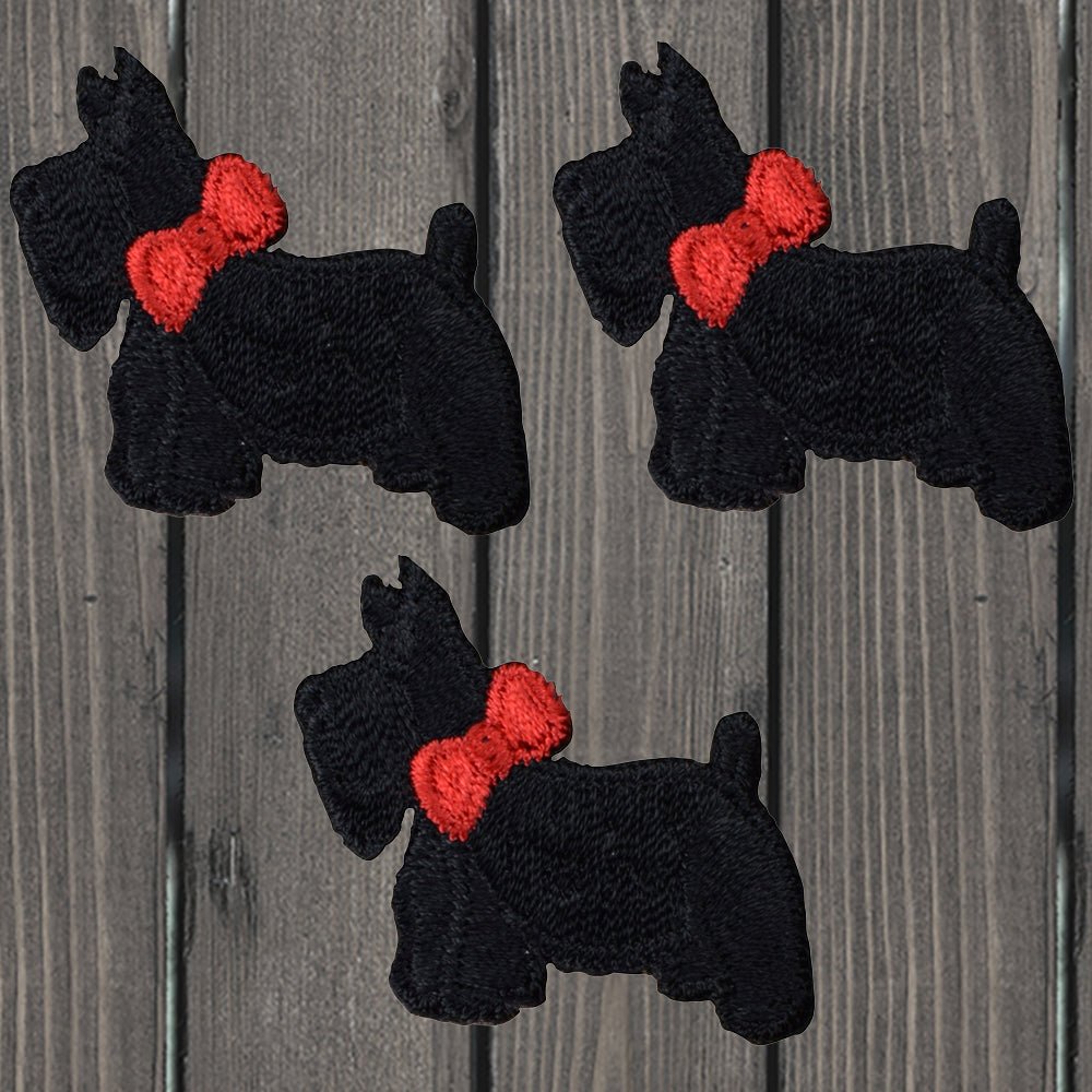 embroidered iron on sew on patch mini scottie dog left