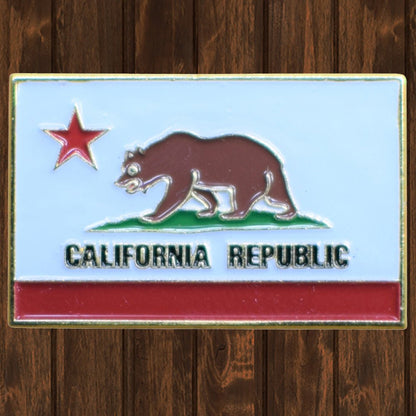 lapel hat pin california republic bear white